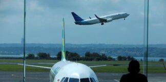 Bangladesh Imposes Week-Long Air Travel Ban After COVID Surge