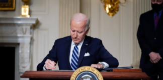 Biden Administration Issues an Executive Order to Raise the Minimum Wage to $15 for Federal Contractors