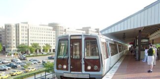 WTMA still suspended Blue Line Metro at some stations after derailed Tuesday evening