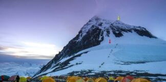 Study finds Mount Everest glacier is melting at a rapid pace