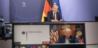 G7 announces plans to ban imports of Russian oil to punish Putin