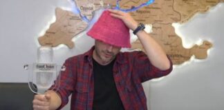 Ukrainian band sells Eurovision trophy for $900,000