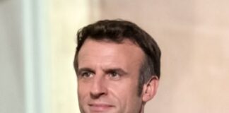 Macron to Pick Fifth Prime Minister in Under Two Years After Bayrou Ousted