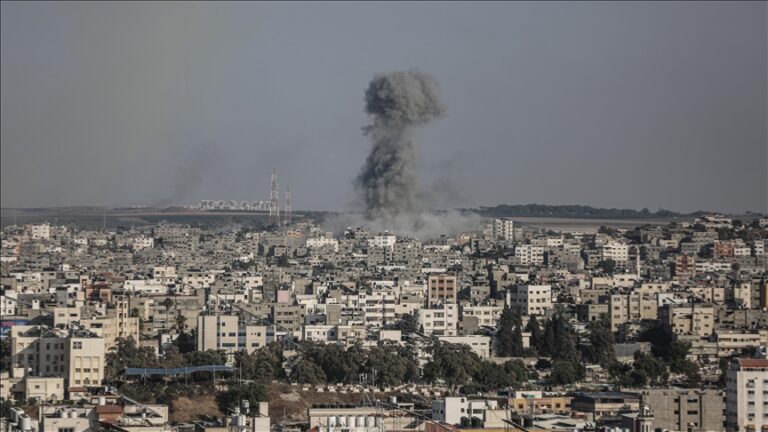 Israel, Islamic Jihad militants agree to Gaza cease-fire: Sources