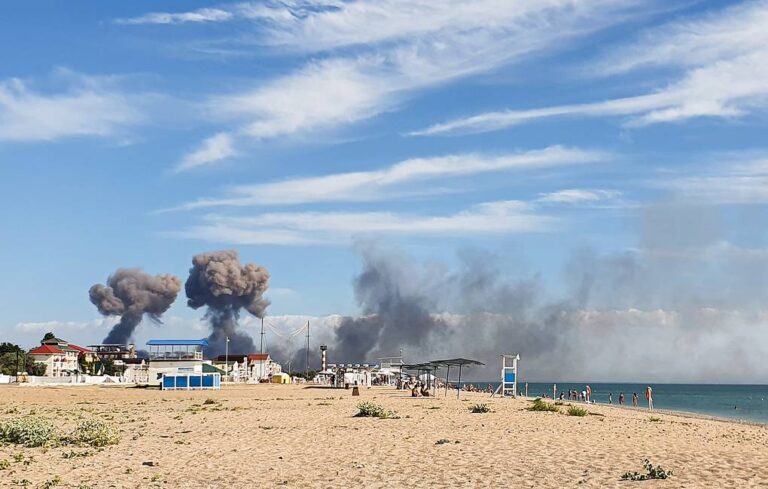 Explosions rock Russian military base in Crimea 
