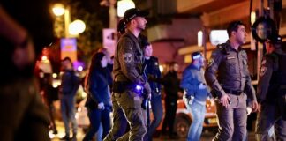 Tel Aviv shooting injured five, suspect killed