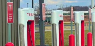 GM to partner with Tesla on chargers