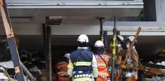 Japan quake death toll rises to 128, elderly woman rescued after five days