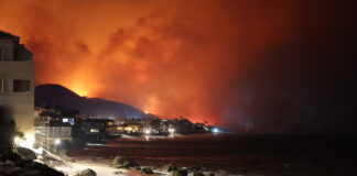 Five Dead, Thousands Flee as Wildfires Devastate Los Angeles