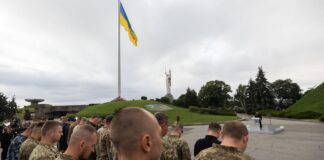 Zelenskyy Honors Ukraine’s Flag Day With Call for Unity