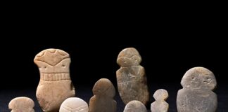 Türkiye unearths 4,500-year-old idols at Tavşanlı Höyük, minister says