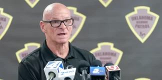 Oklahoma Troopers, ICE Detain More Than 125 Along I-40 in Trucking Sweep, State Says