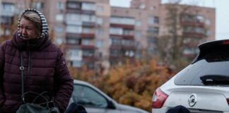 Kyiv drone barrage kills at least 3, injures dozens, Zelenskyy says