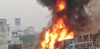 India’s Pune Highway Inferno: At Least 8 Dead as Car Crushed Between Two Container Trucks