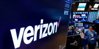 Verizon Plans 15,000 Job Cuts, Will Franchise 200 Stores in Biggest Layoff Yet