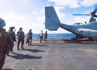 Pentagon Sends 2,500 Marines to Middle East as Iran Escalates Strait Attacks, WSJ Reports US Marine -file photo by Raul Sotovilla/U.S.Marine