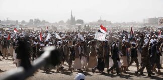 Houthis Launch Missile at Israel in First Strike Since Current War Began