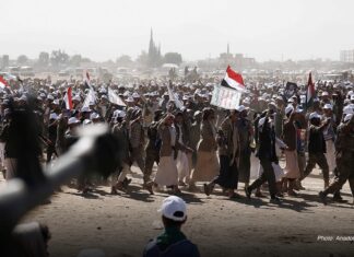 Houthis Launch Missile at Israel in First Strike Since Current War Began