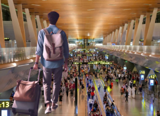 Qatar says foreign airlines to gradually resume operations via Hamad airport