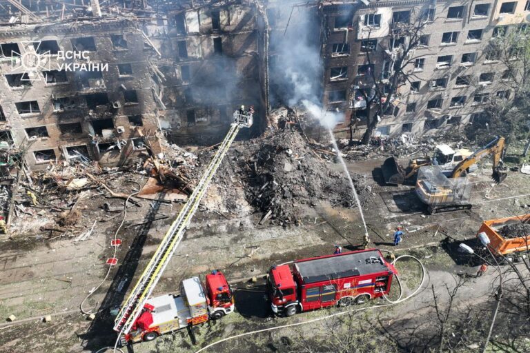 Diplomats Visit Kyiv Strike Sites as Ukraine Calls for Stronger Allied Response