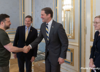 Zelenskyy Presses U.S. Lawmakers in Kyiv for Antiballistic Missiles