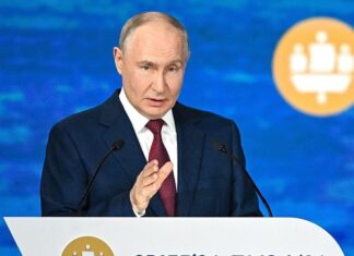Putin Rejects Zelensky Talks, Warns EU Policies Are Tearing Europe Apart