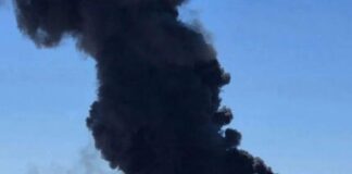 Air Force B-52 Crashes After Takeoff; Eight Believed Dead