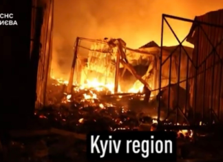 Zelenskyy Reports Russian Strikes Kill 3, Ukraine Hits Russian Sites