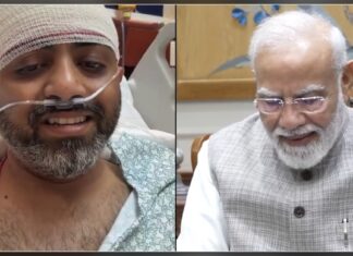 Wounded Indian Pilot Tells Modi He Fought to Save Passengers