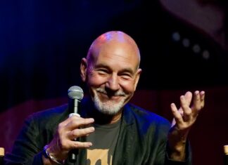 Patrick Stewart, the Captain Picard of ‘Star Trek,’ Has Died at 86 Patrick Stewart speaking at a Star Trek convention in 2011, for a story on Patrick Stewart dies at 86