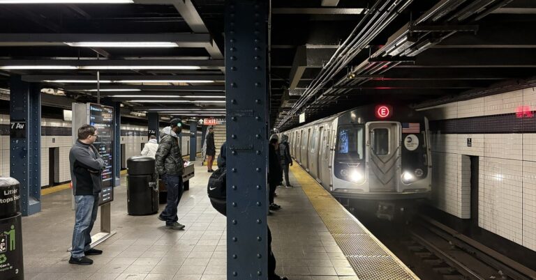 Man Fatally Shot on Midtown Subway Platform After Dispute, Police Say
